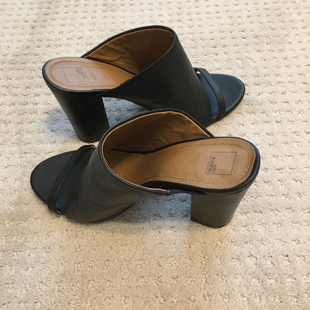 14th&Union Black Leather Peep Toe Shoes EUC